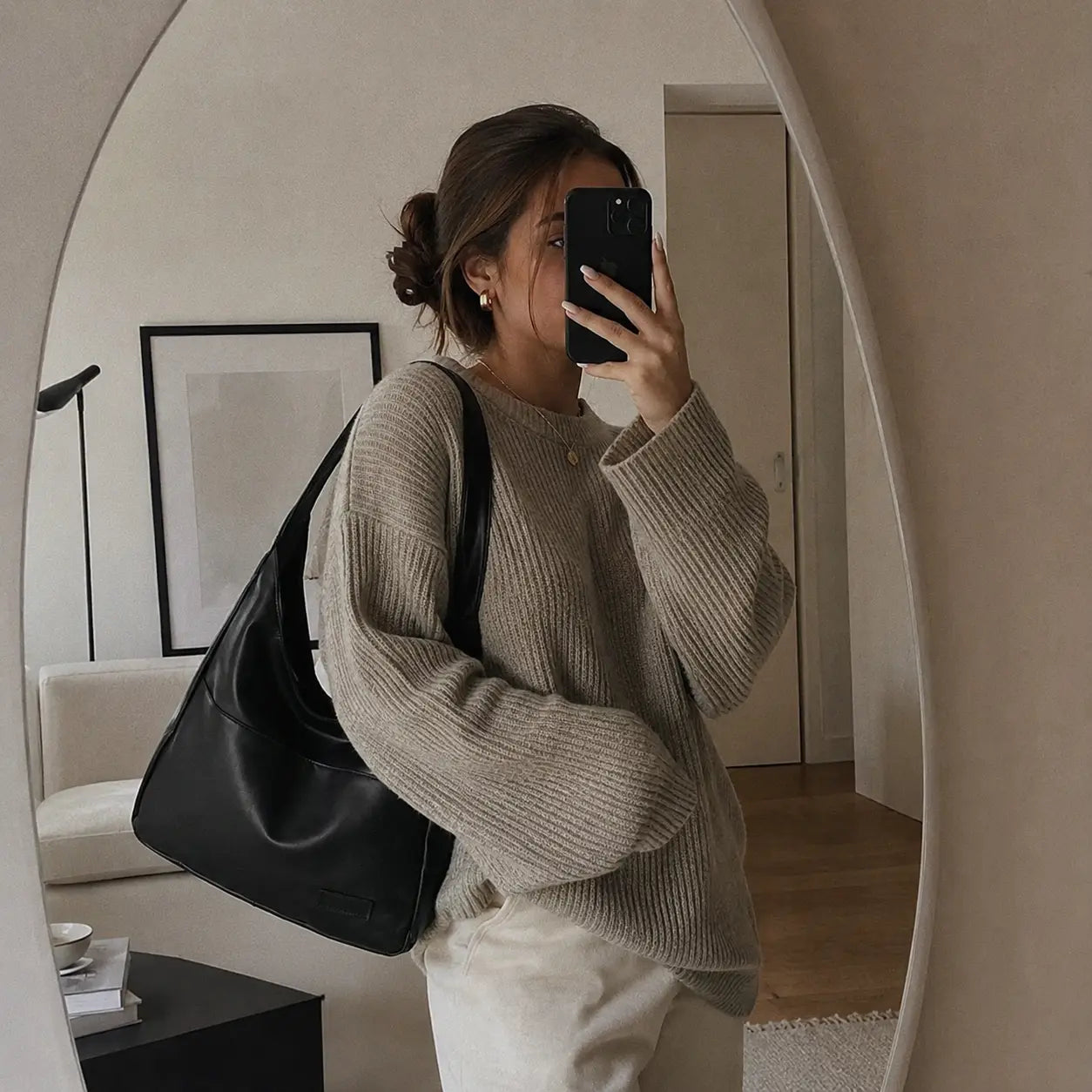 Venllora Éloise Soft Hobo Tote