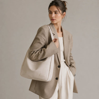 Venllora Éloise Soft Hobo Tote