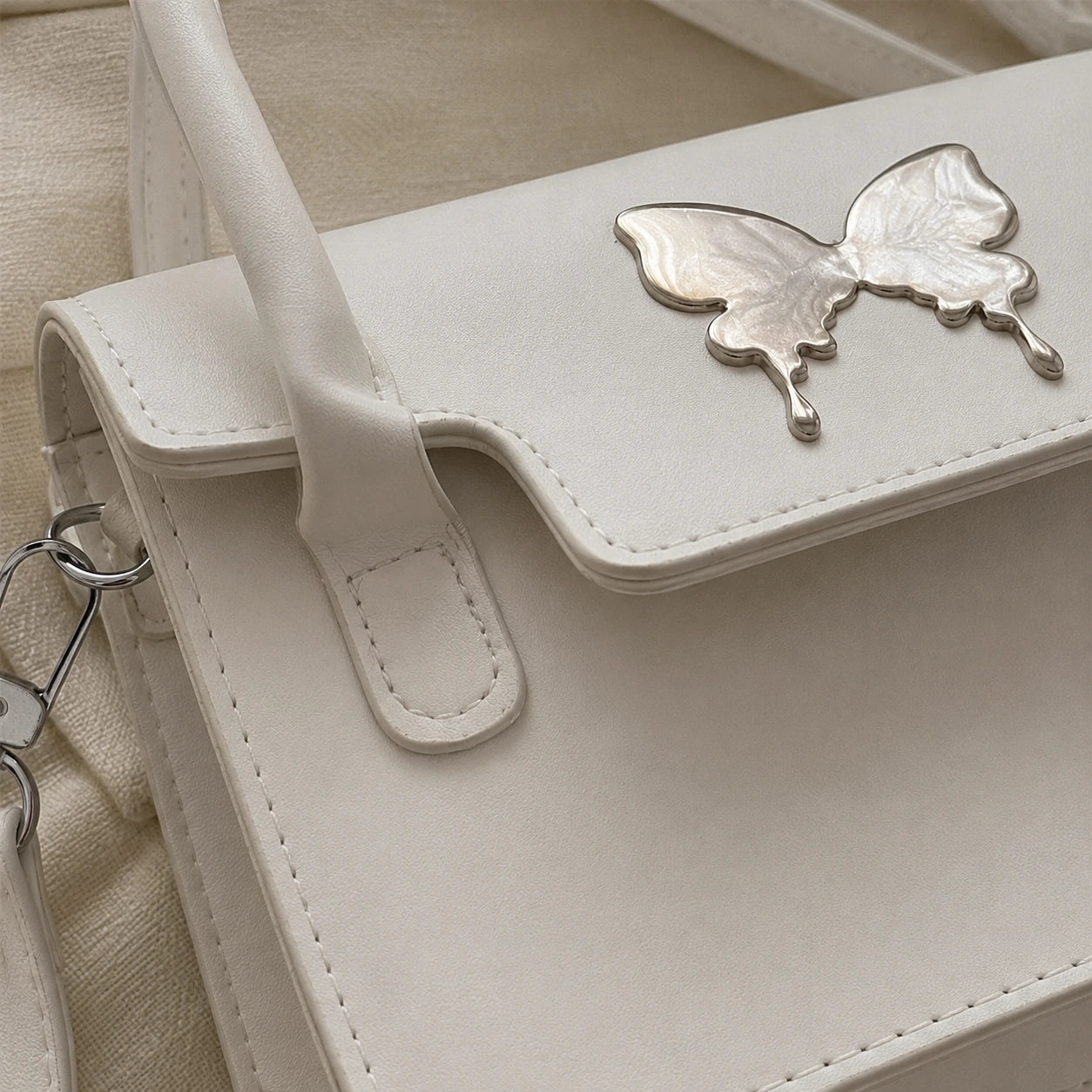 Éluné Butterfly Bag
